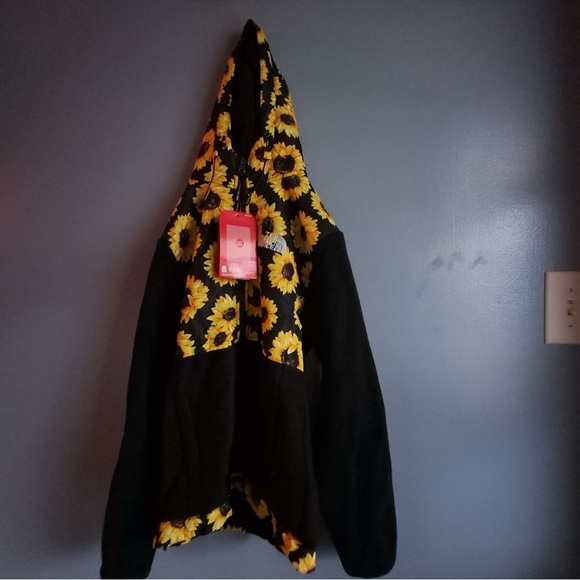 The North Face Black and Yellow Sunflower Jacket - Picture 8 of 8